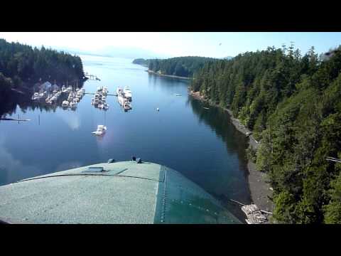 1939 Grumman Goose Water Landing at April Point