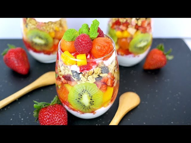 Parfaits - Vasos de Fruta con Yogurt y Granola - Mi Cocina Rápida | Mi Cocina Rápida - Karen