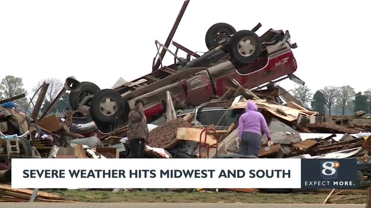 Severe weather hits Midwest and South - YouTube