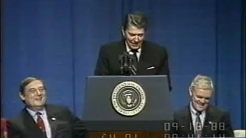 Ronald Reagan manure / fertilizer farm joke about Democrats & Republicans told 9/14/1988 in Missouri