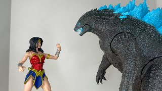McFarlane Toys DC Multiverse x Monsterverse Wonder Woman vs Godzilla Action Figure 2 Pack Review