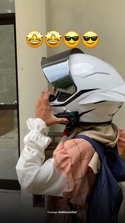 omg cewek hijab pakai helm full face 🤩🤩