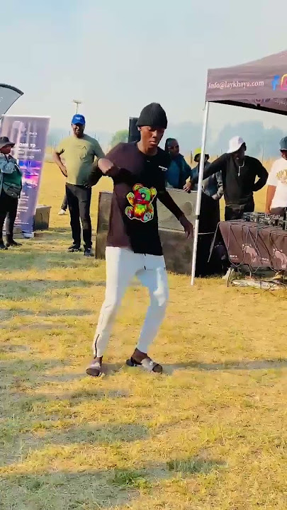 AWUNGA GCWALI UYAVUZA