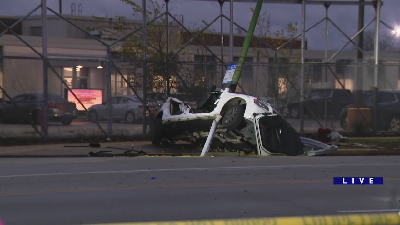 1 dead, four injured in serious crash with entrapment on South Side ...