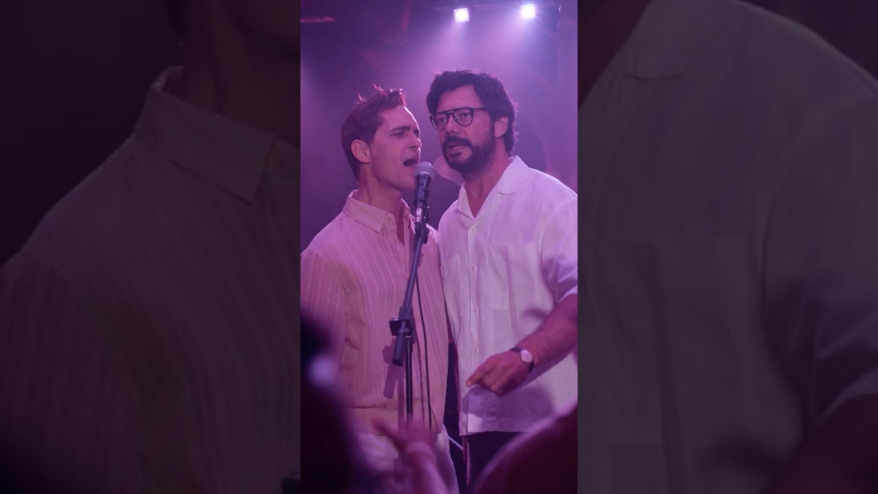 Berlin & Professor SING Together 🥰 | Berlin And The Lady With An Ermine | Netflix