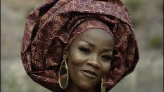 Katlego Ramphaleng ft Kabelo Siku - Fly Machine (Music video)