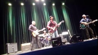 Video thumbnail of "Carlos Abad y Los Infames - Ese viejo rock and roll"