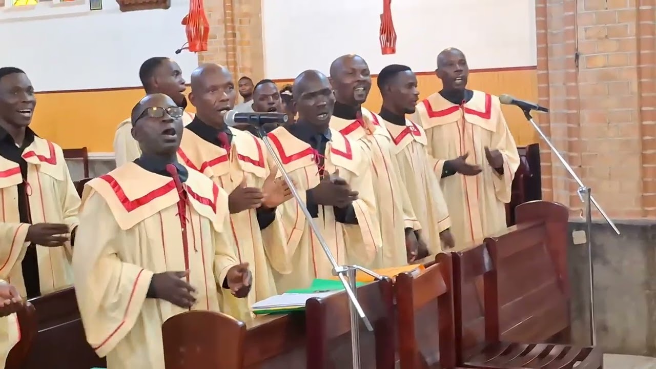 Trinity Mass Ekitiibwa