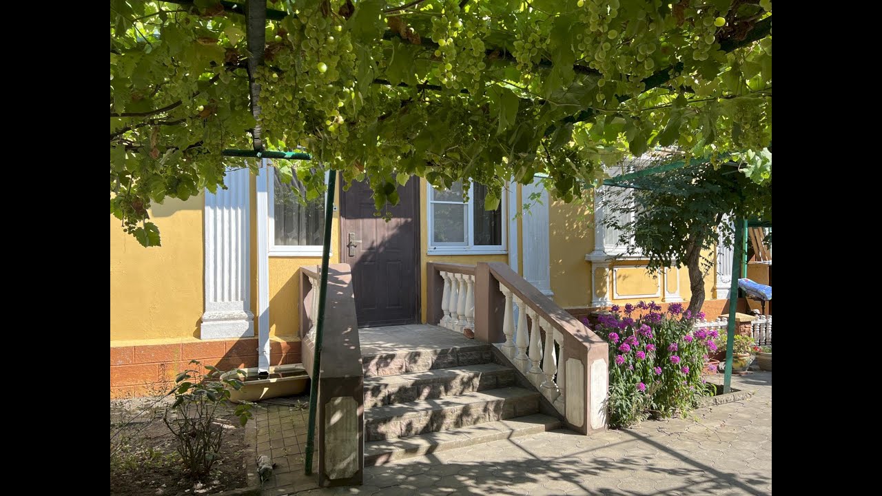 Сдаётся посуточно 3-комнатный дом под ключ на первой береговой линии ...