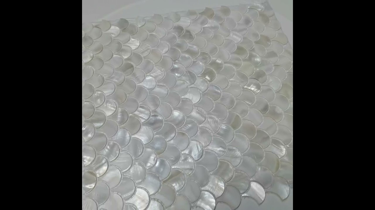 Pearlized Fish Scale Tile