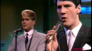 Video voorbeeld van "Spandau Ballet- "True" on Countdown 1983"