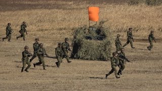 平成30年 第一空挺団降下訓練始め バトラー戦 訓練展示 平成30年 第一空挺団降下訓練始め バトラー戦 訓練展示