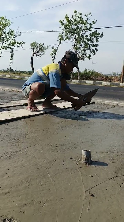 cara meratakan lantai cor biar tidak retak..