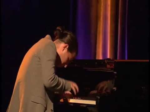 Alfredo Rodriguez Trio - Live at the 2012 Montreux Jazz Festival "Guantanamera"