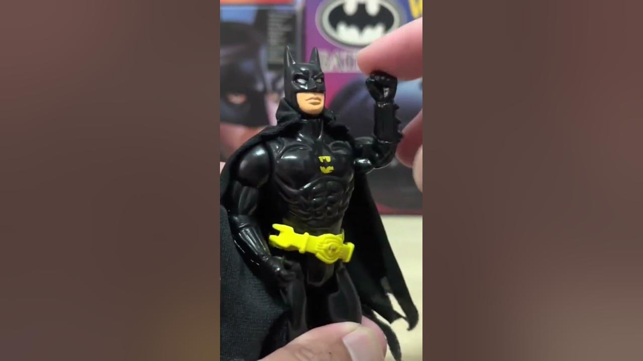 BATMAN 1989 TOY BIZ FIGURE - Somewhere In Between Keaton & The Dark Knight 🦇 #shorts