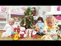 🎄Los bebés Lindea y Ben cantan villancicos y abren los regalos de Papá Noel  🎅