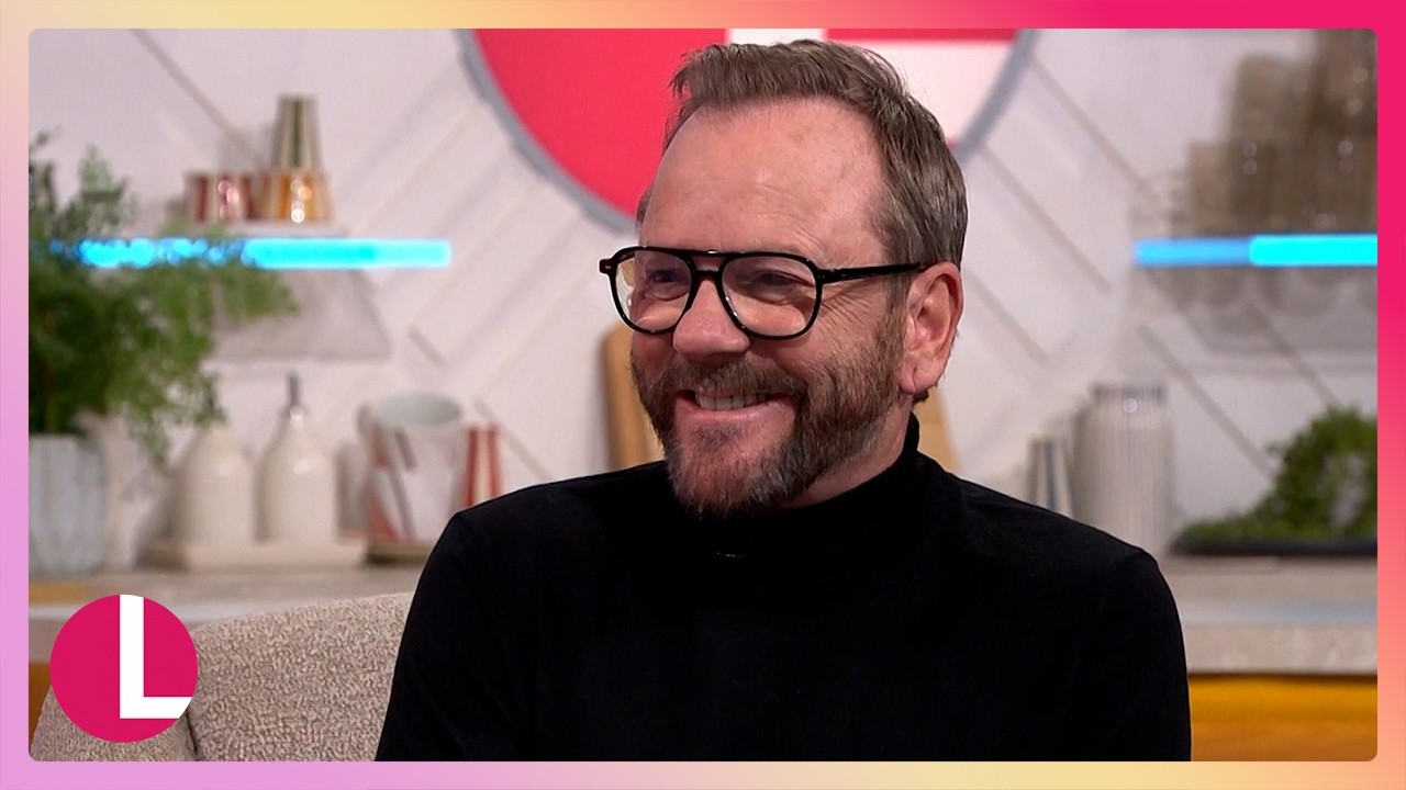 Kiefer Sutherland: 