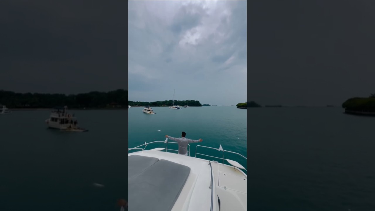 🌍 Adventure Awaits! Explore the World | Advance Holidays ✈️ | Surat | Travel | Singapore 🏯