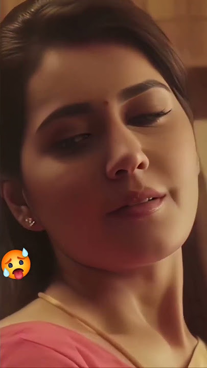 NAVEL TOUCH ❤️ IN KITCHEN HOT SCENES 😘💋