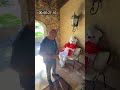She surprised her dad for the holidays! SURPRISE🥹🥹😍👏🏻