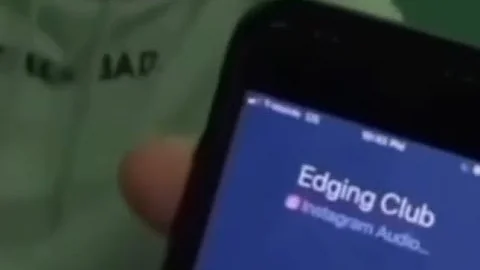 Shitpost status V143