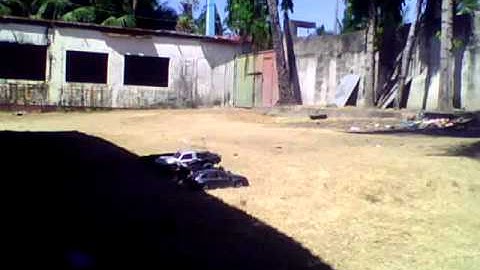 Brushless AE RC10b4 Runnin..