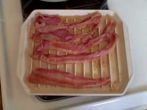 Cooking with Joe - Bacon in the Microwave 