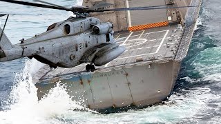 The Scary Process of Landing US Massive Helicopters in Middle of a Storm at Sea
