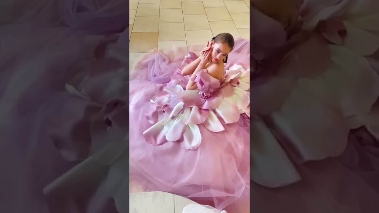 guess the dress name 🥰🤩