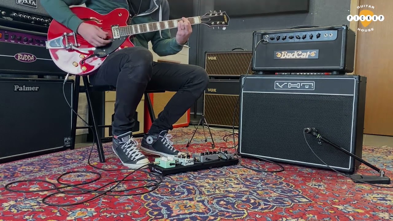 Pick Up Guitar House: Bad Cat Hot Cat 15 - YouTube