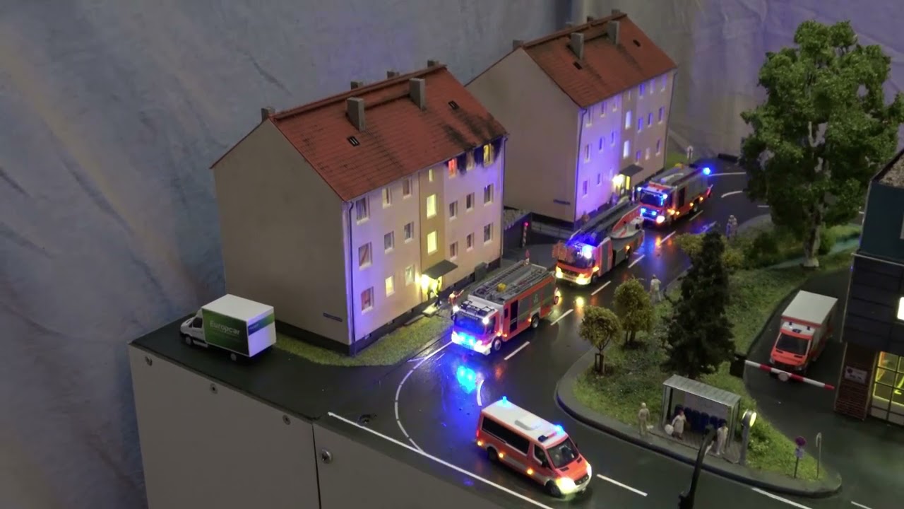 Feuerwehr Einsatz Wohnungsbrand im Modell