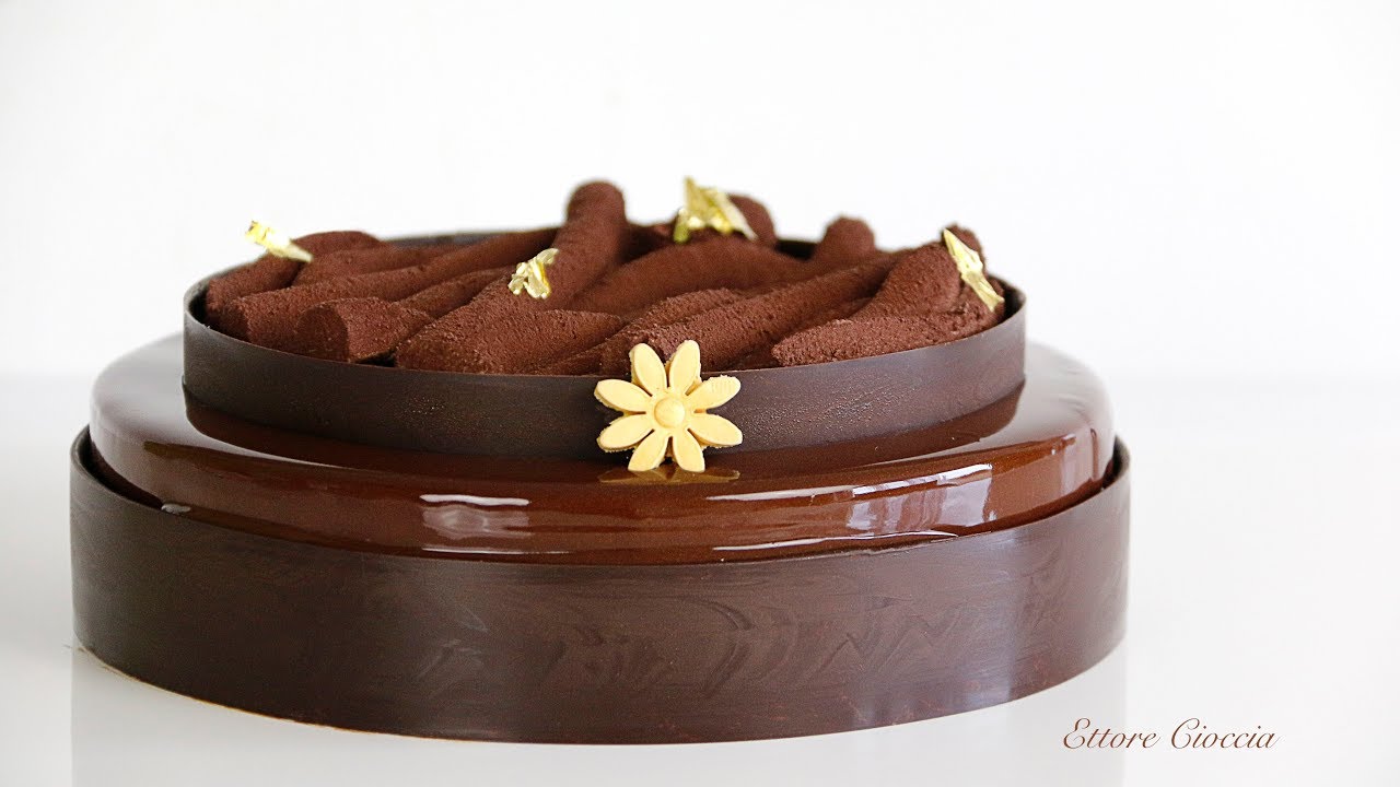 Tarta de Chocolate y Mango con Glaseado Espejo