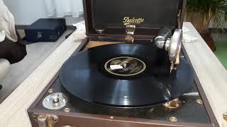 Jean Moscopol - Argentina, La Un Vechi Patefon Dulcetto