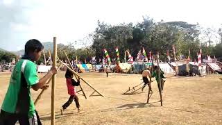 Tercepat...balap Egrang