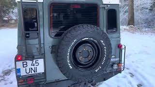Land Rover Defender 2010
