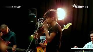 FOURTWNTY _ COVER _ DESEMBER ( EFEK RUMAH KACA) LIVE BINUSTV