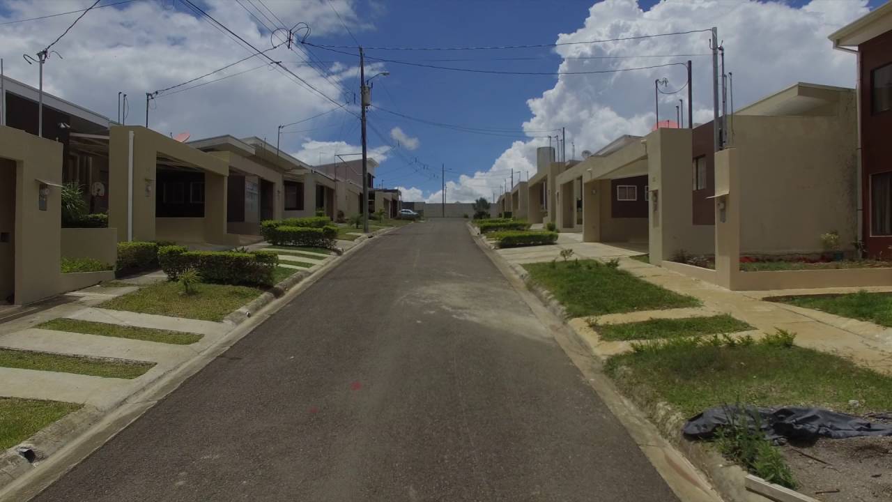 Residencial Los Laureles, Paraiso de Cartago. Costa Rica
