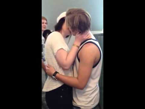 Video: Kommer jag någonsin att bli kysst frågesport?