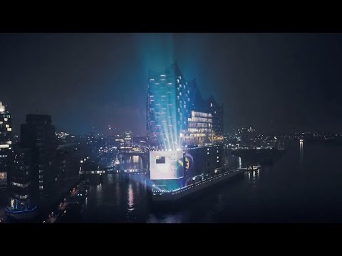 Video: Guardian Glass - Aan Die Gevel Van Die Elbe Philharmonic