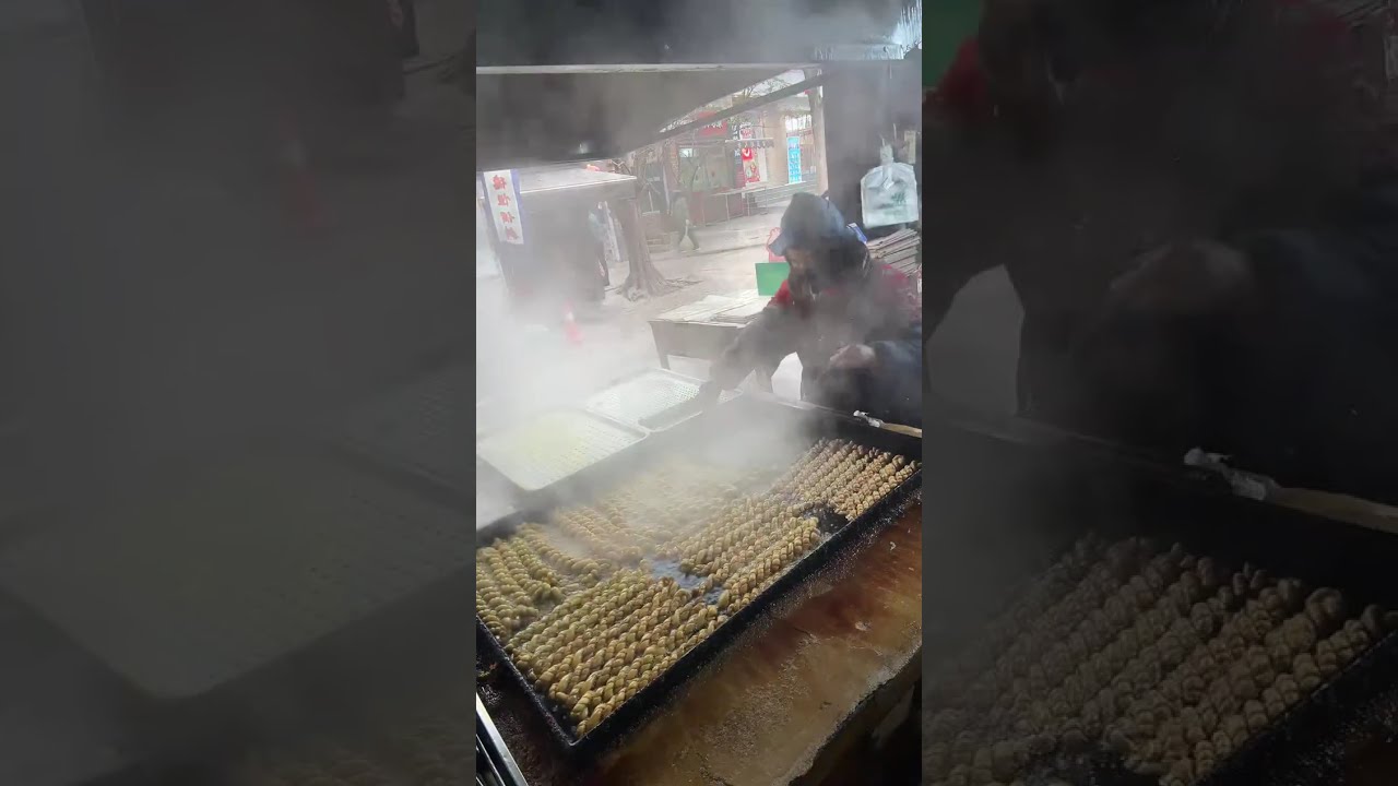 Magical Chinese street food 神奇的中国街头美食  不思議な中国の街グルメ