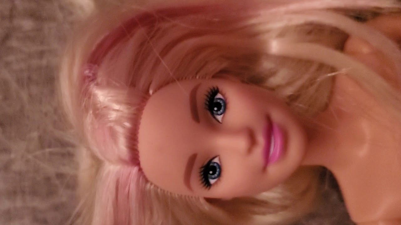 OPENING COOKIE SWIRL C BARBIE! YouTube