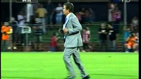 TVC Por esta acción Jorge Luis Pinto expulsado de amistoso Honduras 2-2 Paraguay