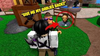 Using My POOP Chain To Scam A Kid Out Of All Of His GODLIES In MM2... screenshot 4