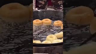 ? How to FRIED Donuts by Hand shorts donuts dessert
