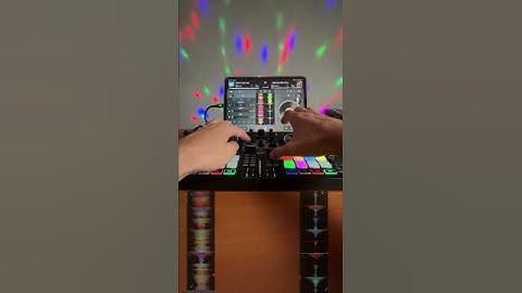 Create Amazing Mixes With Djay Pro And The Reloop Buddy!