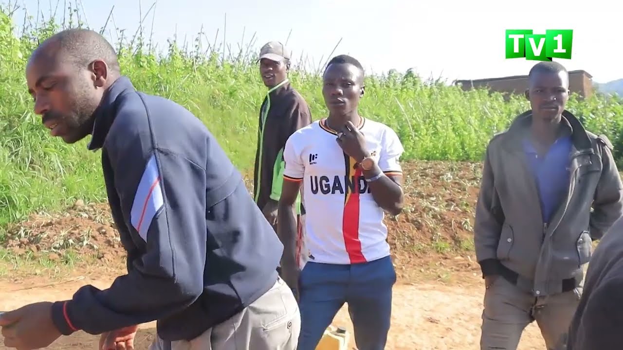 Burera: Abaturage barashinja umuyobozi wabo kubakubita