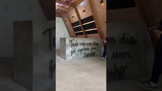 Construindo Uma Cabana Do Zero Instalando As Bancadas De Granito E Torneiras Monocomando - T02-Ep04