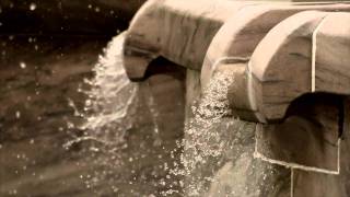 SloMotion Fountain with Optical Flow Blending