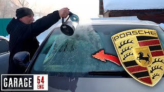 Boiling water onto frozen windshield – Porsche edition