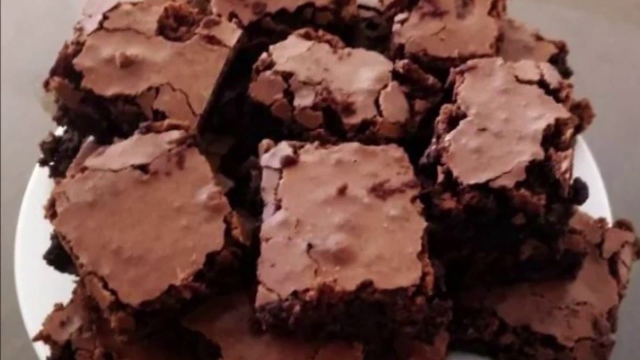 RECEITA DE BROWNIE (BOLO DE CHOCOLATE)